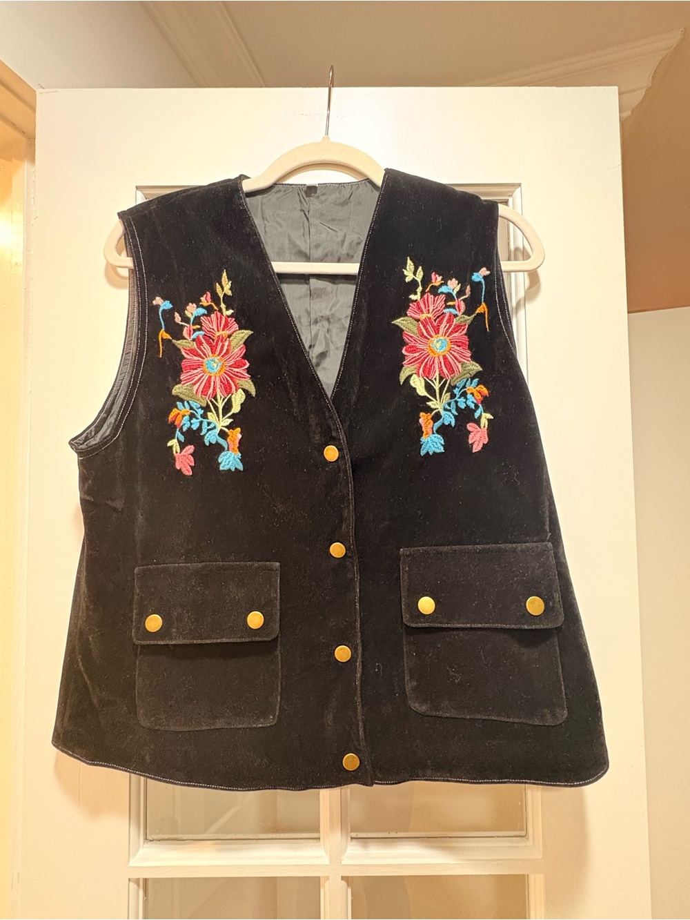 Black Embroidered Floral Velvet Vest